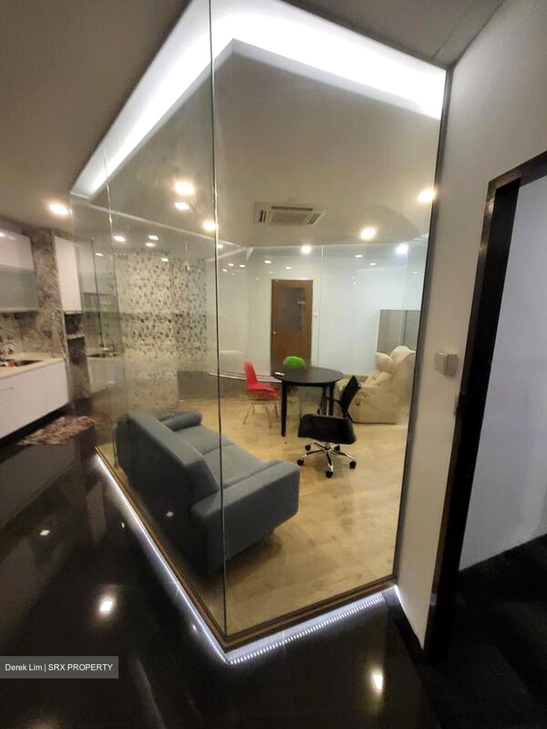 Oxley Bizhub (D14), Factory #455112121